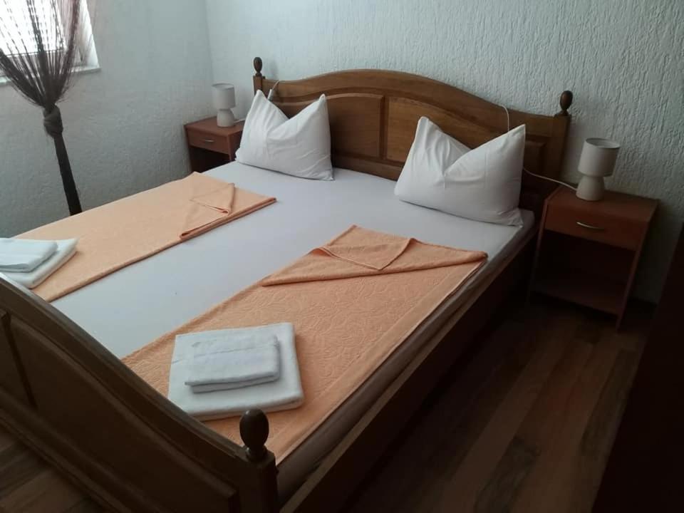 Apartman Zahira Карлобаг Экстерьер фото