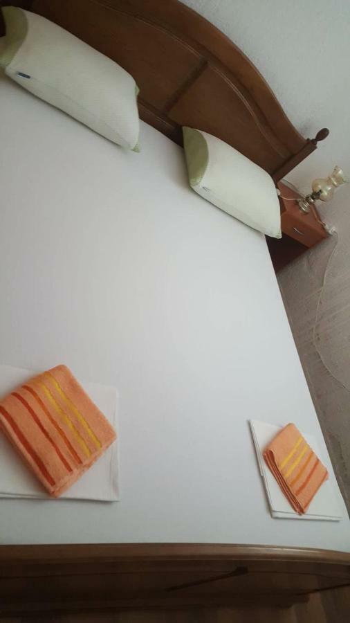 Apartman Zahira Карлобаг Экстерьер фото