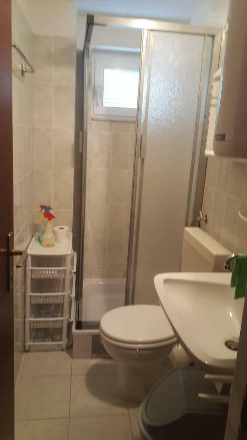 Apartman Zahira Карлобаг Экстерьер фото